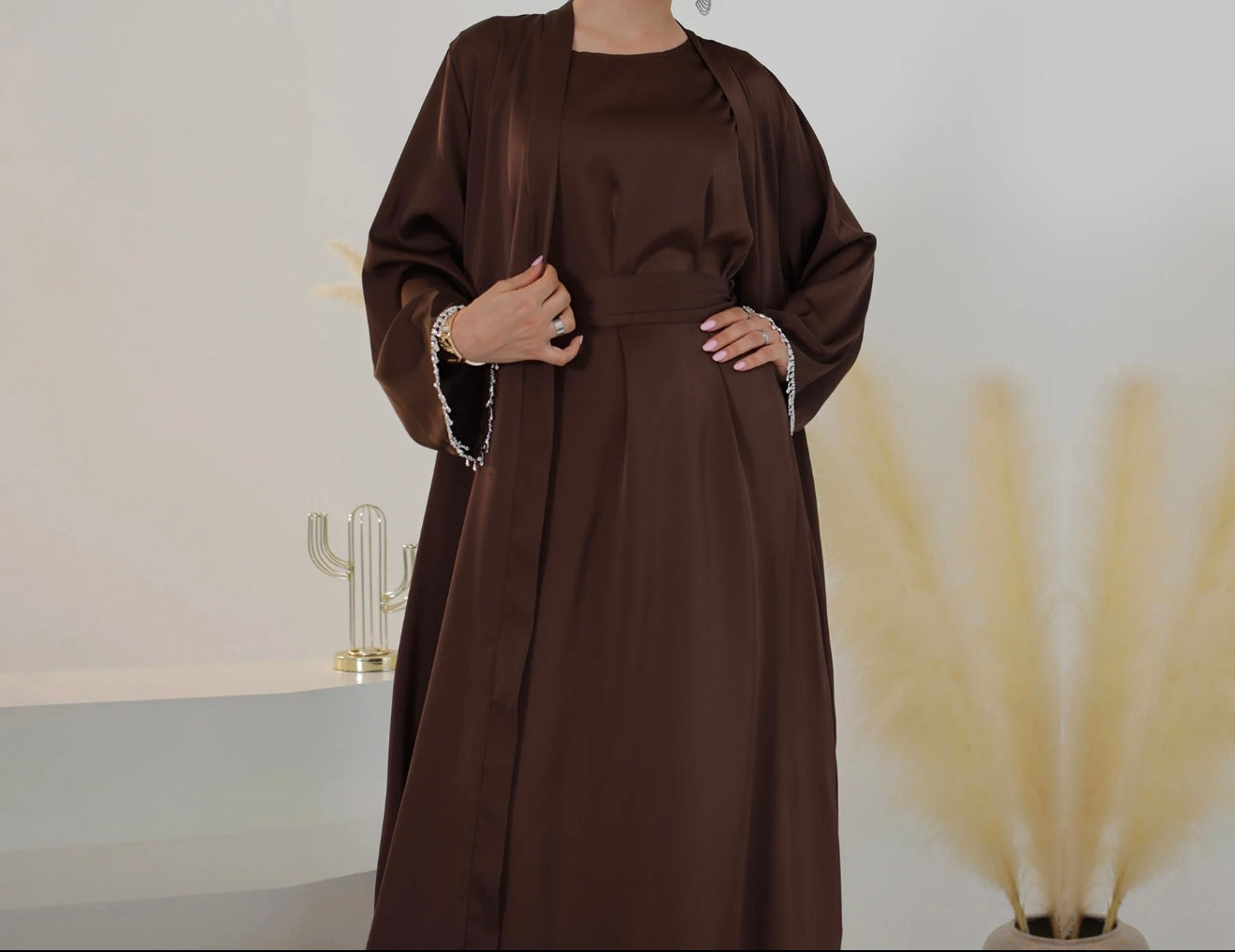 Abaya Alma